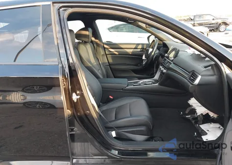 2021 Honda Accord Sport 2.0T z USA, uszkodzony, nr VIN 1HGCV2F36MA032626